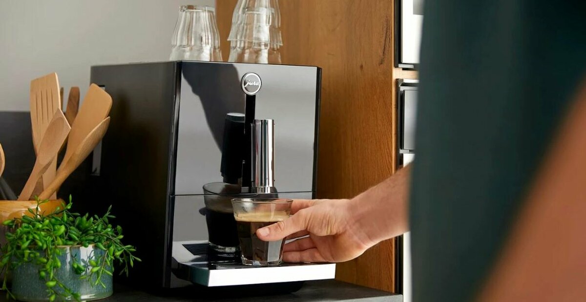 Grote waanidee Broederschap Verspilling Inbouw koffiemachine of Jura volautomaat? - Keuken Kampioen